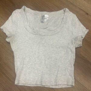 H&M Gray Fitted Crop T-Shirt